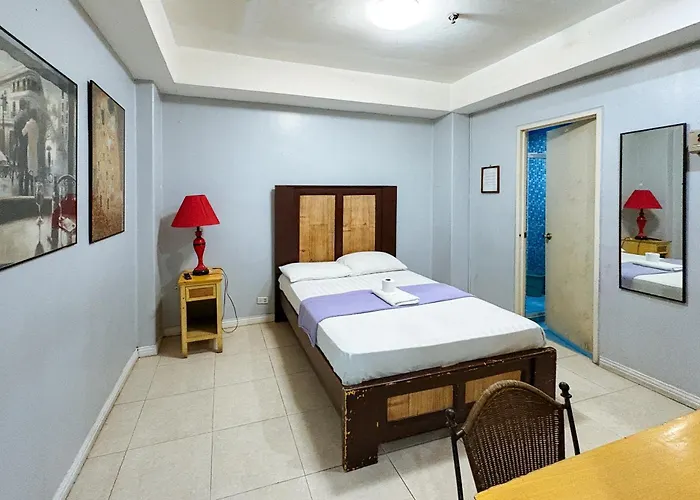 Le Carmen By Reddoorz Hotel
