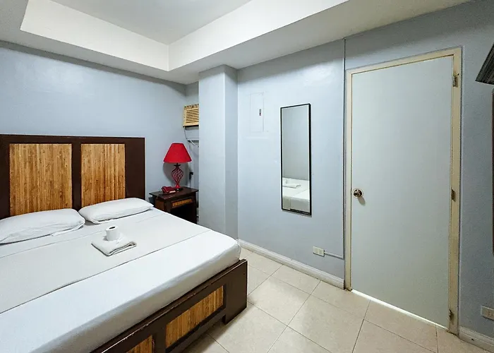 Le Carmen By Reddoorz Hotel Cebu